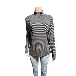 Fashion long sleeve turtle neck stripes ruched solid casual lightweight tee shir